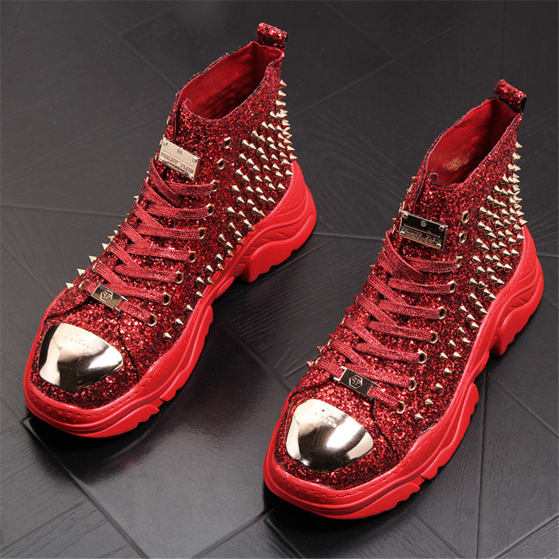 Luxury men's and women's rivets low-top red bottom shoes graffiti